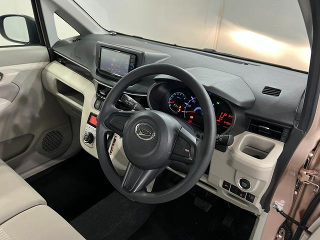 ムーヴＸ　走行３４９０４キロ／ワンセグナビ／シートヒーター／マット１年保証距離無制限　走行距離３４９０４キロ　ワンセグナビ　ブルートゥース　カーペットマット　オートライト　アイドリングストップ　シートヒーター　オート格納式ドアミラー（埼玉県）の中古車