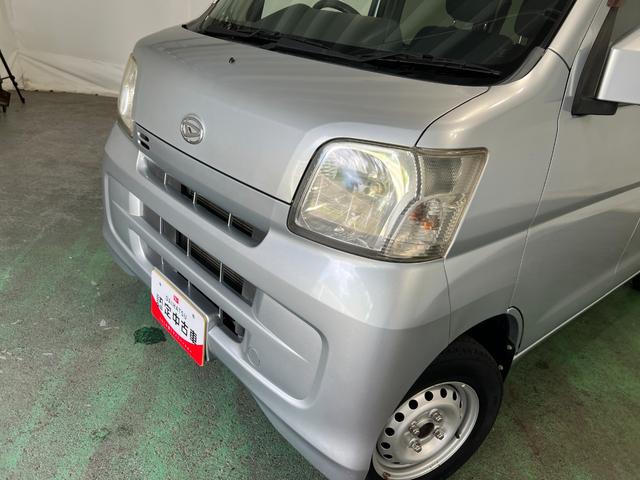 ハイゼットカーゴクルーズ 走行86036キロ/車検整備付/タイヤ4本交換一年保証・走行距離無制限 車検整備付 タイヤ4本交換 純正カーペットマット 助手席エアバック エアコンパワステ オートマ(埼玉県)の中古車