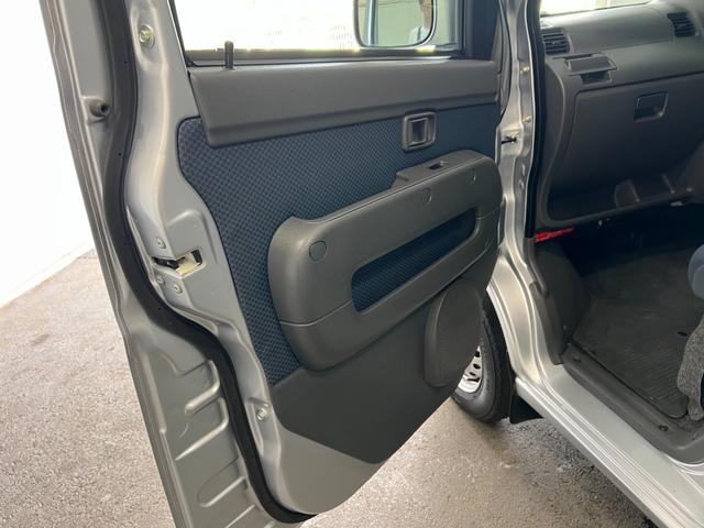 ハイゼットカーゴクルーズ 走行86036キロ/車検整備付/タイヤ4本交換一年保証・走行距離無制限 車検整備付 タイヤ4本交換 純正カーペットマット 助手席エアバック エアコンパワステ オートマ(埼玉県)の中古車