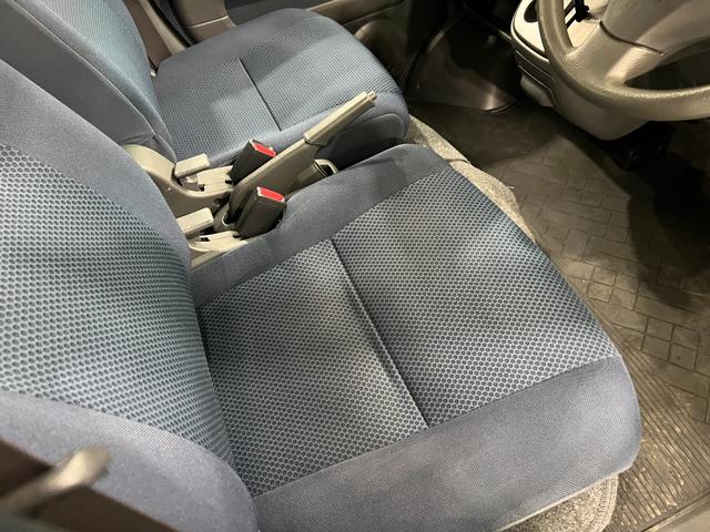 ハイゼットカーゴクルーズ 走行86036キロ/車検整備付/タイヤ4本交換一年保証・走行距離無制限 車検整備付 タイヤ4本交換 純正カーペットマット 助手席エアバック エアコンパワステ オートマ(埼玉県)の中古車
