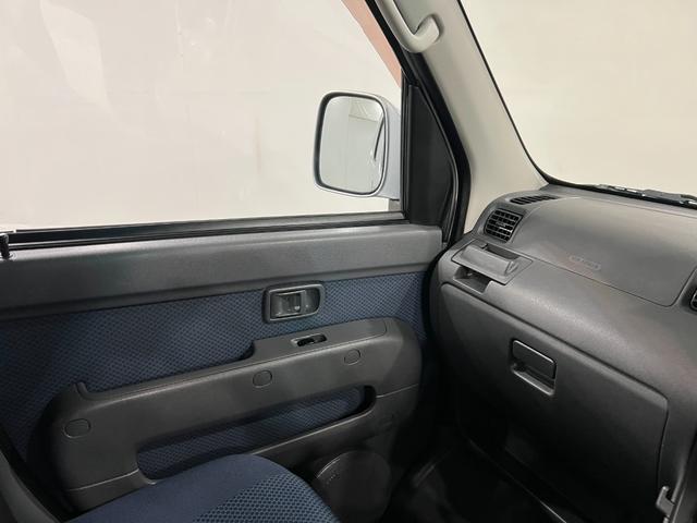 ハイゼットカーゴクルーズ 走行86036キロ/車検整備付/タイヤ4本交換一年保証・走行距離無制限 車検整備付 タイヤ4本交換 純正カーペットマット 助手席エアバック エアコンパワステ オートマ(埼玉県)の中古車
