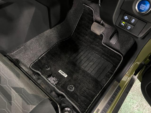 タフトＧ　クロムベンチャー　走行２２０２６キロ／クリアランスソナー一年保証・走行距離無制限　助手席エアバック　純正カーペットマット　サイドエアバック　クリアランスソナー　オートライト　ＬＥＤヘッドライト　シートヒーター　アイドリングストップ（埼玉県）の中古車