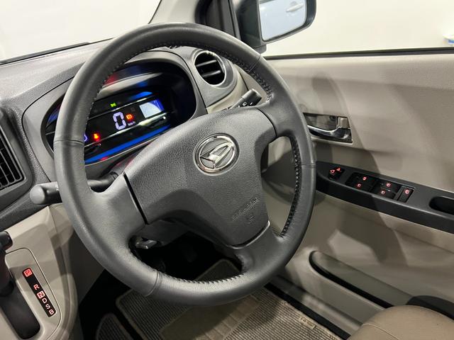 ミライースＧ　走行２７０５６キロ／ＣＤチューナー一年保証・走行距離無制限　助手席エアバック　純正カーペットマット　ＣＤチューナー　アイドリングストップ　キーレス　純正アルミ（埼玉県）の中古車