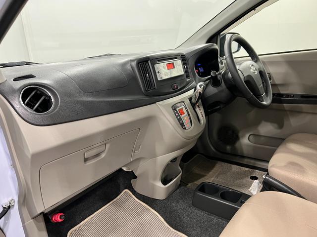 ミライースＧ　走行２７０５６キロ／ＣＤチューナー一年保証・走行距離無制限　助手席エアバック　純正カーペットマット　ＣＤチューナー　アイドリングストップ　キーレス　純正アルミ（埼玉県）の中古車
