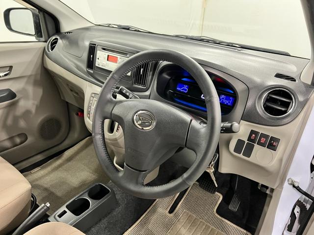 ミライースＧ　走行２７０５６キロ／ＣＤチューナー一年保証・走行距離無制限　助手席エアバック　純正カーペットマット　ＣＤチューナー　アイドリングストップ　キーレス　純正アルミ（埼玉県）の中古車