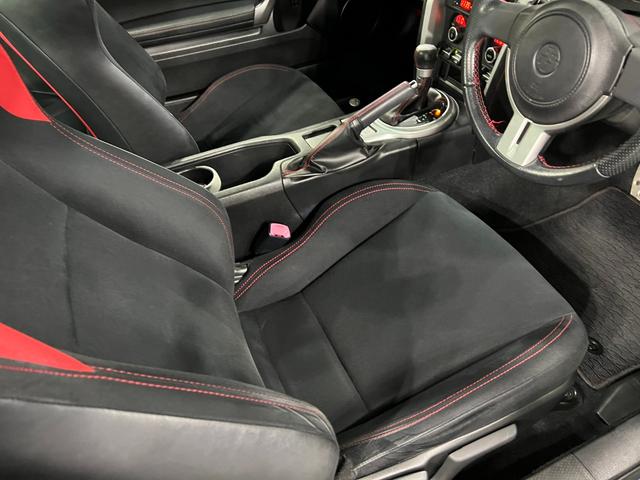 86GT 車検整備付/AT車/走行72498キロ/ナビ1年保証距離無制限 走行距離72498キロ AT車 フルセグナビ ブルートゥース 純正マット サイドエアバッグ LEDヘッドランプ(埼玉県)の中古車