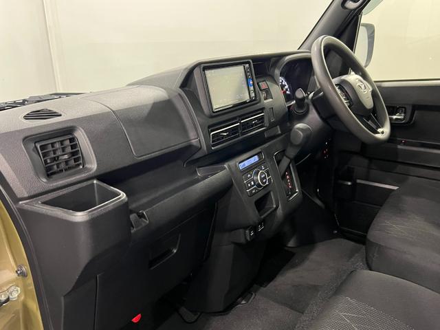 アトレーRS 走行50789キロ/車検整備付/ナビ/バックカメラ一年保証・走行距離無制限 フルセグナビ Bluetooth バックカメラ ドラレコ ETC クリアランスソナー オートライト LEDヘッドライト 両側電動スライドドア(埼玉県)の中古車