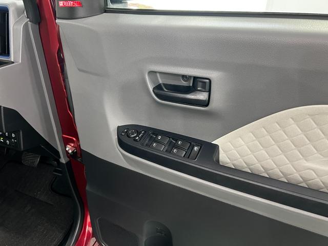 タントX 走行27812キロ/フルセグナビ/ドライブレコーダー1年保証距離無制限 走行距離27812キロ フルセグナビ ブルートゥース ドラレコ 純正マット サイドエアバッグ LEDヘッドランプ アイドリングストップ シートヒーター 片側電動スライドドア(埼玉県)の中古車