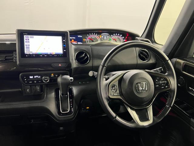 N−BOXカスタムG・Lターボホンダセンシング 走行28321キロ/ナビ1年保証・走行距離無制限 タイヤ4本交換 フルセグナビ Bluetooth バックドア ドラレコ オートライト LEDヘッドライト ベンチシート 両側電動スライドドア(埼玉県)の中古車