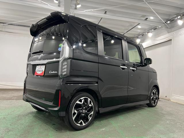 N−BOXカスタムG・Lターボホンダセンシング 走行28321キロ/ナビ1年保証・走行距離無制限 タイヤ4本交換 フルセグナビ Bluetooth バックドア ドラレコ オートライト LEDヘッドライト ベンチシート 両側電動スライドドア(埼玉県)の中古車