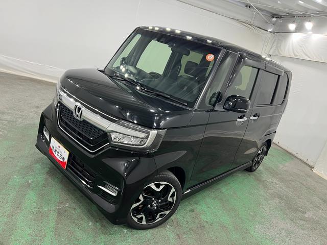 N−BOXカスタムG・Lターボホンダセンシング 走行28321キロ/ナビ1年保証・走行距離無制限 タイヤ4本交換 フルセグナビ Bluetooth バックドア ドラレコ オートライト LEDヘッドライト ベンチシート 両側電動スライドドア(埼玉県)の中古車