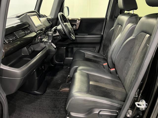 N−BOXカスタムG・Lターボホンダセンシング 走行28321キロ/ナビ1年保証・走行距離無制限 タイヤ4本交換 フルセグナビ Bluetooth バックドア ドラレコ オートライト LEDヘッドライト ベンチシート 両側電動スライドドア(埼玉県)の中古車