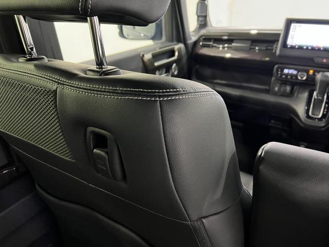N−BOXカスタムG・Lターボホンダセンシング 走行28321キロ/ナビ1年保証・走行距離無制限 タイヤ4本交換 フルセグナビ Bluetooth バックドア ドラレコ オートライト LEDヘッドライト ベンチシート 両側電動スライドドア(埼玉県)の中古車
