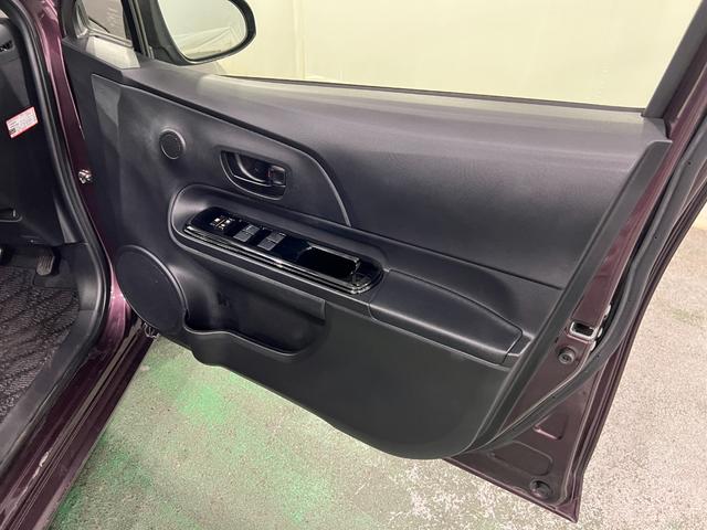 アクアSスタイルブラック 走行21657キロ/車検整備付/ナビ一年保証・走行距離無制限 フルセグナビ Bluetooth バックカメラ ドラレコ ETC オートライト オートマチックハイビーム(埼玉県)の中古車