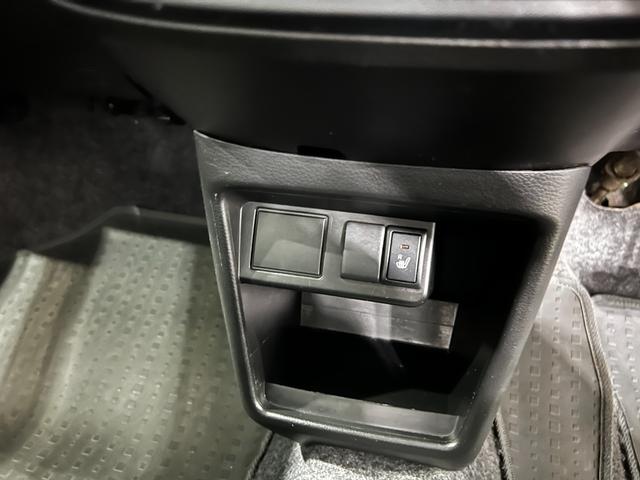 アルトL 走行57429キロ/ナビ/バックカメラ一年保証・走行距離無制限 助手席エアバック 純正カーペットマット アイドリングストップ シートヒーター キーレス ワンセグナビ(埼玉県)の中古車