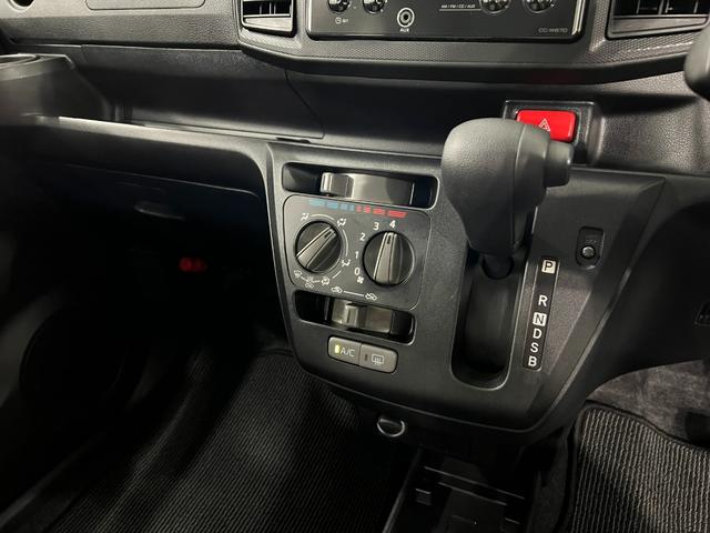 ミライースL SAIII 走行43767キロ/車検整備付一年保証・走行距離無制限 助手席エアバック 純正カーペットマット クリアランスソナー オートマチックハイビーム アイドリングストップ(埼玉県)の中古車