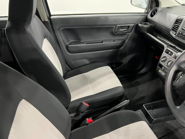 ミライースL SAIII 走行43767キロ/車検整備付一年保証・走行距離無制限 助手席エアバック 純正カーペットマット クリアランスソナー オートマチックハイビーム アイドリングストップ(埼玉県)の中古車