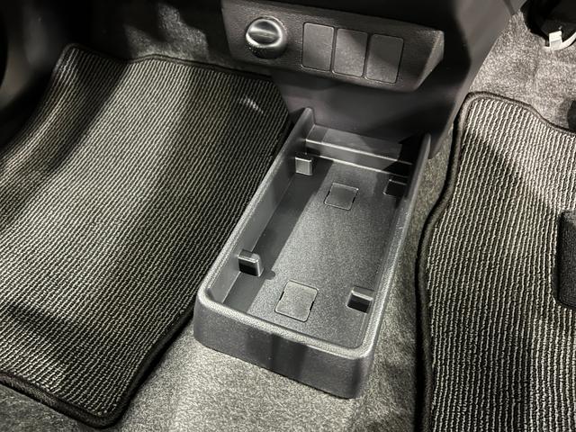 ミライースL SAIII 走行43767キロ/車検整備付一年保証・走行距離無制限 助手席エアバック 純正カーペットマット クリアランスソナー オートマチックハイビーム アイドリングストップ(埼玉県)の中古車