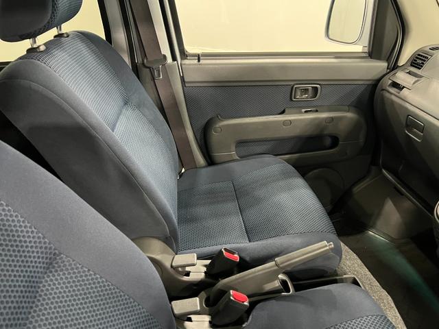 ハイゼットカーゴクルーズ　走行６４８４３キロ／４ＷＤ／ＥＴＣ／キーレス一年保証・走行距離無制限　４ＷＤ　ＣＤチューナー　キーレス　ＥＴＣ　助手席エアバック　純正カーペットマット　オートマ　エアコン（埼玉県）の中古車