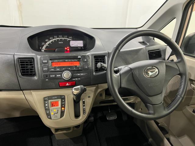 ムーヴX 走行54026キロ/CDチューナー/ベンチシート一年保証・走行距離無制限 助手席エアバック 純正カーペットマット アイドリングストップ ベンチシート CDチューナー プッシュスタート(埼玉県)の中古車