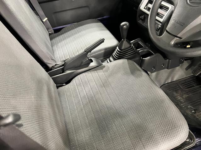 ハイゼットトラックスタンダード　走行９１０５１キロ／ナビ／ＥＴＣ／５速ＭＴ一年保証・走行距離無制限　ワンセグナビ　ＤＶＤ　助手席エアバック　純正カーペットマット　ＥＴＣ　キーレス　パワーウィンドウ（埼玉県）の中古車