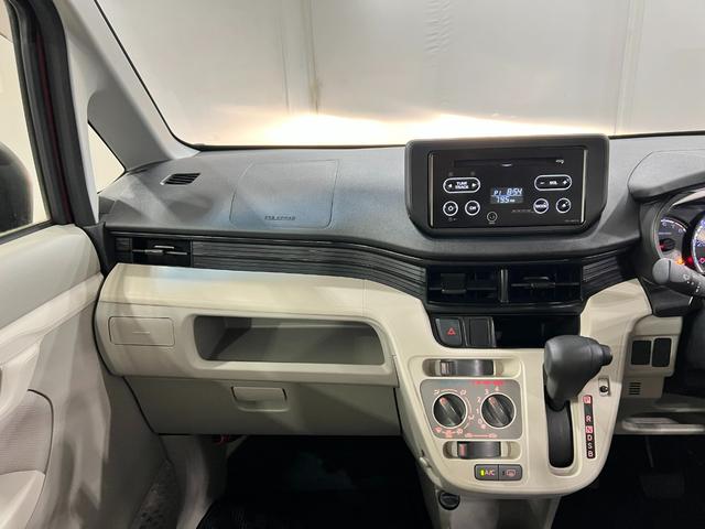 ムーヴL SAIII 車検整備付/走行27632キロ/ドラレコ1年保証距離無制限 走行距離27632キロ CDチューナー ドラレコ 純正カーペットマット 助手席エアバッグ オートマチックハイビーム アイドリングストップ 電動格納式ドアミラー(埼玉県)の中古車