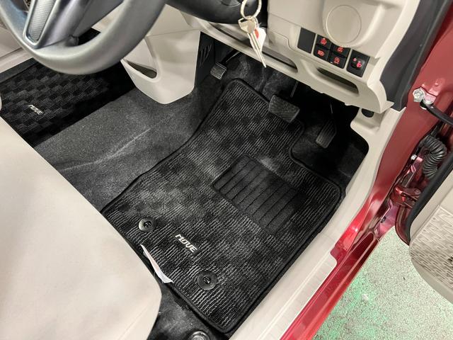ムーヴL SAIII 車検整備付/走行27632キロ/ドラレコ1年保証距離無制限 走行距離27632キロ CDチューナー ドラレコ 純正カーペットマット 助手席エアバッグ オートマチックハイビーム アイドリングストップ 電動格納式ドアミラー(埼玉県)の中古車