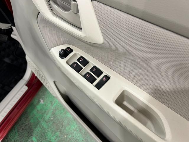ムーヴL SAIII 車検整備付/走行27632キロ/ドラレコ1年保証距離無制限 走行距離27632キロ CDチューナー ドラレコ 純正カーペットマット 助手席エアバッグ オートマチックハイビーム アイドリングストップ 電動格納式ドアミラー(埼玉県)の中古車