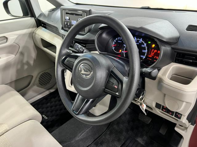 ムーヴL SAIII 車検整備付/走行27632キロ/ドラレコ1年保証距離無制限 走行距離27632キロ CDチューナー ドラレコ 純正カーペットマット 助手席エアバッグ オートマチックハイビーム アイドリングストップ 電動格納式ドアミラー(埼玉県)の中古車
