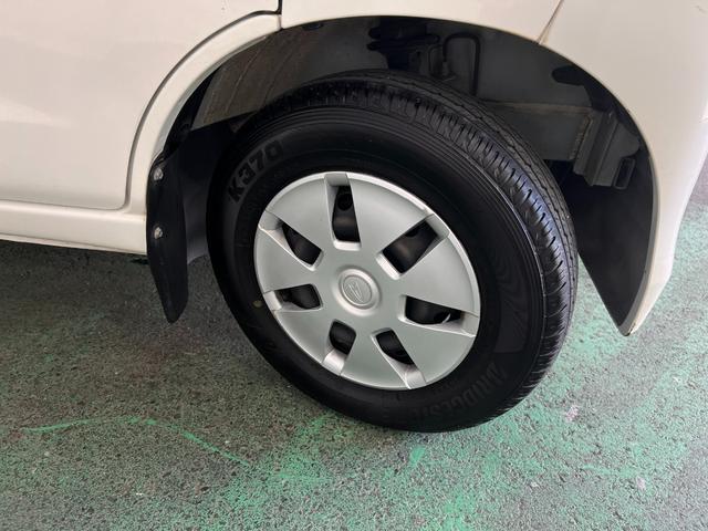 ハイゼットカーゴクルーズ　走行８２５８２キロ／電動格納式ドアミラー１年保証距離無制限　走行距離８２５８２キロ　純正カーペットマット　助手席エアバッグ　電動格納式ドアミラー　キーレスエントリー　両側スライドドア（埼玉県）の中古車