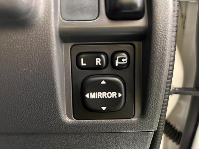 ハイゼットカーゴクルーズ　走行８２５８２キロ／電動格納式ドアミラー１年保証距離無制限　走行距離８２５８２キロ　純正カーペットマット　助手席エアバッグ　電動格納式ドアミラー　キーレスエントリー　両側スライドドア（埼玉県）の中古車