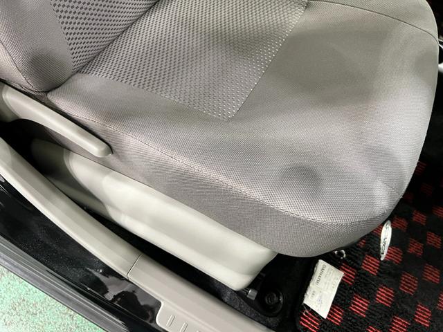 ミライースＸ　ＳＡ　走行２５４１４キロ／カーペットマット１年保証距離無制限　走行距離２５４１４キロ　カーペットマット　助手席エアバック　アイドリングストップ　マニュアルエアコン　ドリンクホルダー（埼玉県）の中古車