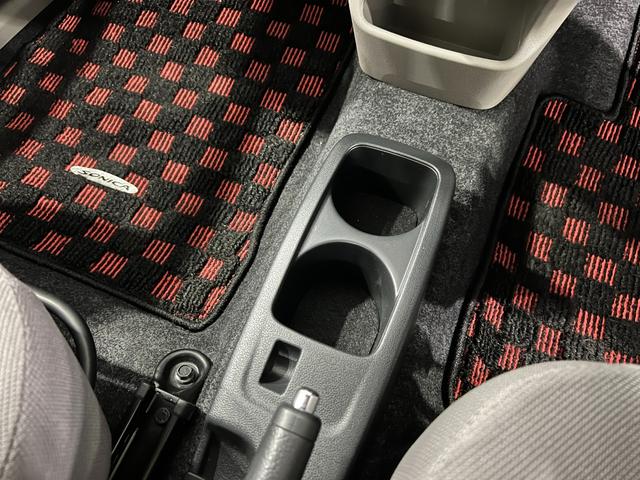 ミライースＸ　ＳＡ　走行２５４１４キロ／カーペットマット１年保証距離無制限　走行距離２５４１４キロ　カーペットマット　助手席エアバック　アイドリングストップ　マニュアルエアコン　ドリンクホルダー（埼玉県）の中古車