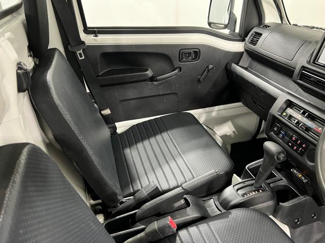 ハイゼットトラックスタンダード　走行６３２５３キロ／車検整備付／ナビ／ＥＴＣ一年保証・走行距離無制限　ワンセグナビ　Ｂｌｕｅｔｏｏｔｈ　ＥＴＣ　助手席エアバック　純正カーペットマット　車検整備付（埼玉県）の中古車