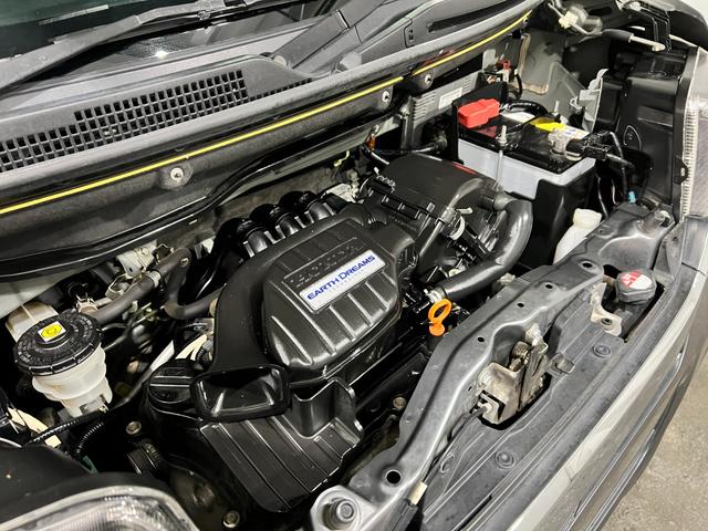 Ｎ−ＢＯＸカスタムＧ　ＳＳパッケージ　走行４３９４５キロ／ナビ／バックカメラ１年保証距離無制限　走行距離４３９４５キロ　ワンセグナビ　バックカメラ　ブルートゥース　純正マット　オートライト　ＨＩＤヘッドランプ　両側電動スライドドア（埼玉県）の中古車