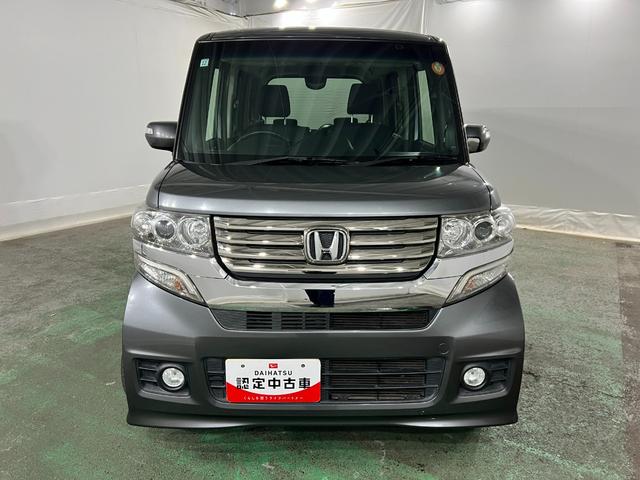 Ｎ−ＢＯＸカスタムＧ　ＳＳパッケージ　走行４３９４５キロ／ナビ／バックカメラ１年保証距離無制限　走行距離４３９４５キロ　ワンセグナビ　バックカメラ　ブルートゥース　純正マット　オートライト　ＨＩＤヘッドランプ　両側電動スライドドア（埼玉県）の中古車