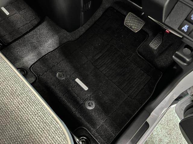 ムーヴキャンバスストライプスG 走行20885キロ/純正ナビ/ドラレコ1年保証距離無制限 走行距離20885キロ 純正フルセグナビ バックカメラ ドラレコ 純正マット サイドエアバッグ LEDヘッドランプ アイドリングストップ シートヒーター 両側電動スライドドア(埼玉県)の中古車