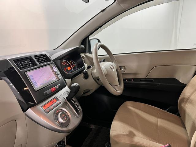 ミラXリミテッド 走行16004キロ/ナビ/スマートキー禁煙車 点検記録簿あり 一年保証・走行距離無制限 フルセグナビ Bluetooth DVD スマートキー オートエアコン 運転席助手席エアバック 純正カーペットマット(埼玉県)の中古車
