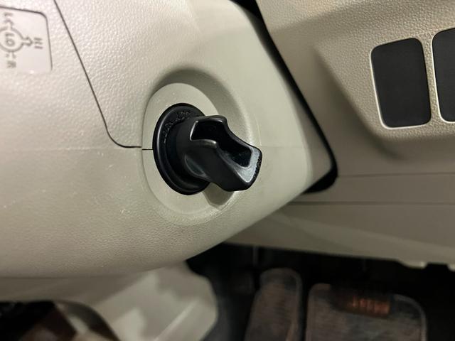 ミラXリミテッド 走行16004キロ/ナビ/スマートキー禁煙車 点検記録簿あり 一年保証・走行距離無制限 フルセグナビ Bluetooth DVD スマートキー オートエアコン 運転席助手席エアバック 純正カーペットマット(埼玉県)の中古車