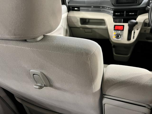 ムーヴX SAII 車検整備付/走行14343キロ/ドラレコ1年保証距離無制限 走行距離14343キロ ドラレコ 純正マット 助手席エアバッグ オートライト アイドリングストップ オート格納式ドアミラー プッシュボタンスタート(埼玉県)の中古車