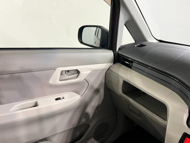ムーヴX SAII 車検整備付/走行14343キロ/ドラレコ1年保証距離無制限 走行距離14343キロ ドラレコ 純正マット 助手席エアバッグ オートライト アイドリングストップ オート格納式ドアミラー プッシュボタンスタート(埼玉県)の中古車