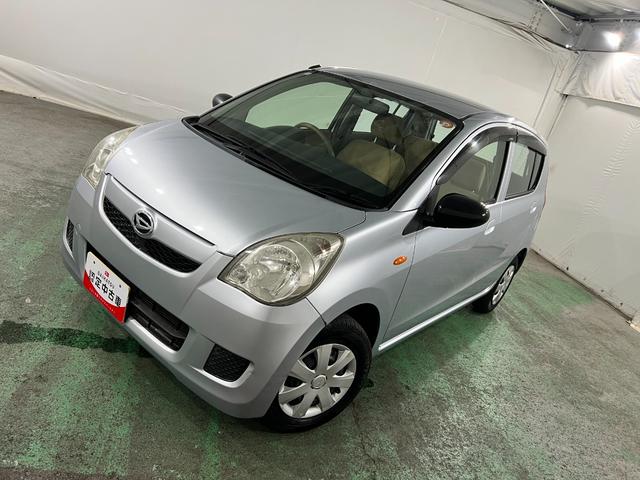 ミラＬ　走行９５２００キロ／車検整備付／ＣＤチューナー一年保証・走行距離無制限　車検整備付　助手席エアバック　純正カーペットマット　ＣＤチューナー　マニュアルエアコン　オートマ（埼玉県）の中古車