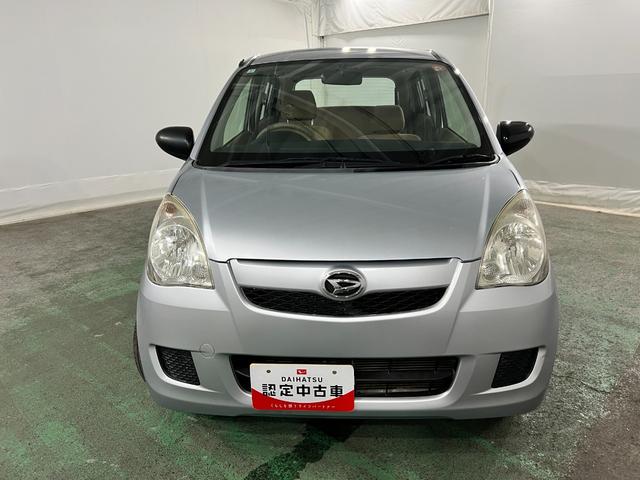 ミラＬ　走行９５２００キロ／車検整備付／ＣＤチューナー一年保証・走行距離無制限　車検整備付　助手席エアバック　純正カーペットマット　ＣＤチューナー　マニュアルエアコン　オートマ（埼玉県）の中古車