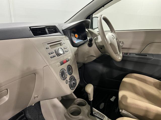 ミラＬ　走行９５２００キロ／車検整備付／ＣＤチューナー一年保証・走行距離無制限　車検整備付　助手席エアバック　純正カーペットマット　ＣＤチューナー　マニュアルエアコン　オートマ（埼玉県）の中古車