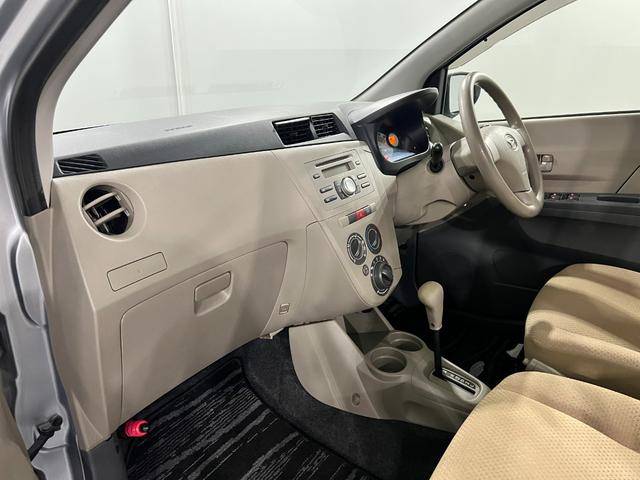 ミラＬ　走行９５２００キロ／車検整備付／ＣＤチューナー一年保証・走行距離無制限　車検整備付　助手席エアバック　純正カーペットマット　ＣＤチューナー　マニュアルエアコン　オートマ（埼玉県）の中古車