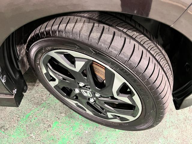 N−BOXカスタムG・Lターボホンダセンシング 雹害/走行27988キロ/ナビ1年保証距離無制限 走行距離27988キロ フルセグナビ バックカメラ ブルートゥース 純正マット サイドエアバッグ オートライト 両側電動スライドドア 電動格納式ドアミラー(埼玉県)の中古車