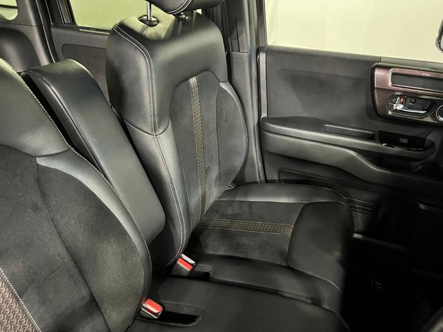 N−BOXカスタムG・Lターボホンダセンシング 雹害/走行27988キロ/ナビ1年保証距離無制限 走行距離27988キロ フルセグナビ バックカメラ ブルートゥース 純正マット サイドエアバッグ オートライト 両側電動スライドドア 電動格納式ドアミラー(埼玉県)の中古車