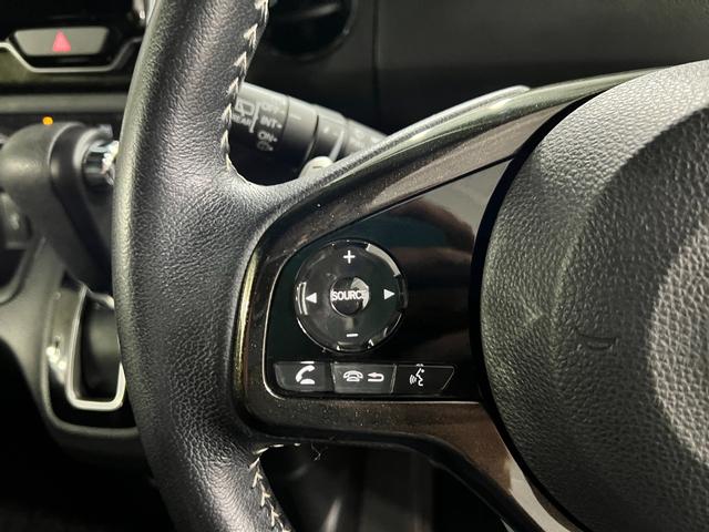 N−BOXカスタムG・Lターボホンダセンシング 雹害/走行27988キロ/ナビ1年保証距離無制限 走行距離27988キロ フルセグナビ バックカメラ ブルートゥース 純正マット サイドエアバッグ オートライト 両側電動スライドドア 電動格納式ドアミラー(埼玉県)の中古車