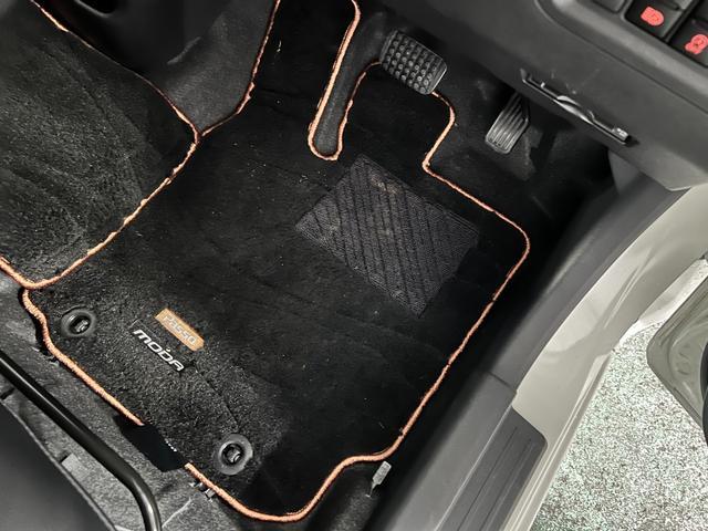 パッソモーダ　チャーム　走行４３３６６キロ／車検整備付／ナビ禁煙車　点検記録簿あり　ワンオーナー　一年保証・走行距離無制限　タイヤ４本交換　フルセグナビ　Ｂｌｕｅｔｏｏｔｈ　ドラレコ　ＥＴＣ　クリアランスソナー　オートライト　ＬＥＤヘッドライト　シートヒーター（埼玉県）の中古車