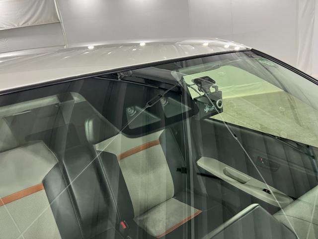 パッソモーダ　チャーム　走行４３３６６キロ／車検整備付／ナビ禁煙車　点検記録簿あり　ワンオーナー　一年保証・走行距離無制限　タイヤ４本交換　フルセグナビ　Ｂｌｕｅｔｏｏｔｈ　ドラレコ　ＥＴＣ　クリアランスソナー　オートライト　ＬＥＤヘッドライト　シートヒーター（埼玉県）の中古車